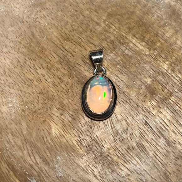 Natural Ethiopian Opal 925 Sterling Silver Pendant - Picture 5 of 15